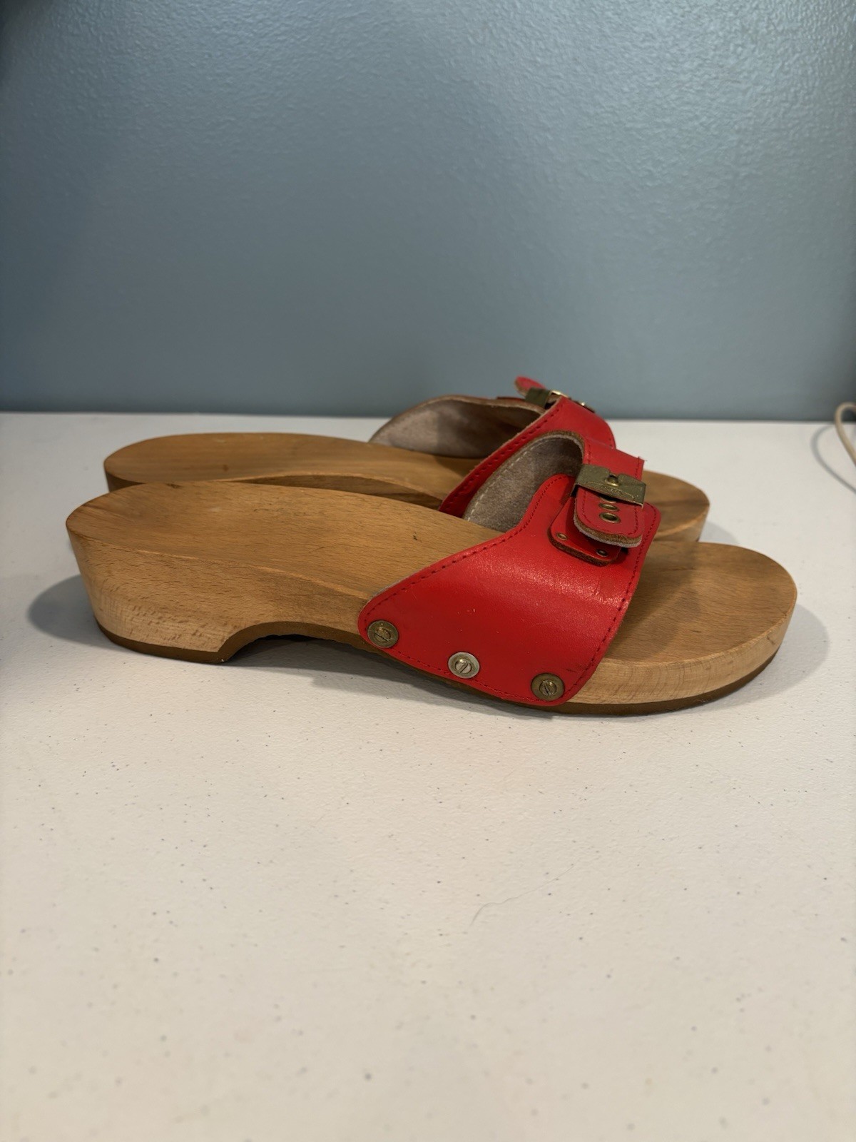 Picture 2 of 6