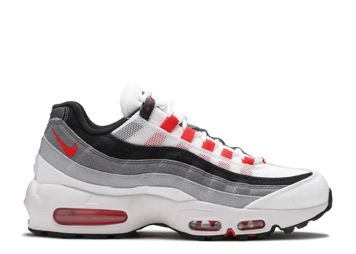 Preços baixos em Nike Air Max 95 QS Japan | eBay