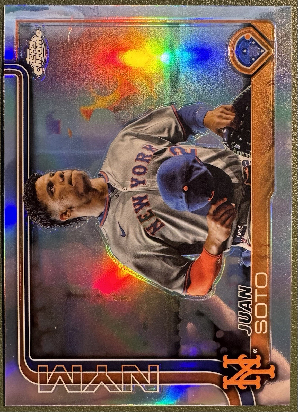 2025 Topps Chrome MLB #200 Juan Soto Image Variation Refractor Mets SP