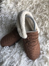 Vionic Women's Indulge Believe Quilted Flannel Slippers Faux Shearling Size 11