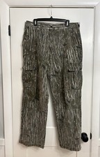 Vintage Gander Mountain Real Tree Men s 36x30 Tree Bark Camo Cargo Pants