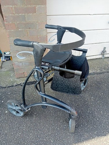 Dolomite Invacare Jazz 610 Roller Walker Black
