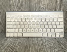 Apple A1314 Bluetooth Wireless Magic Keyboard