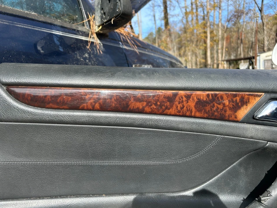 Mercedes CLK 320 1998 manija de puerta lateral del conductor y pieza de moldura Foto 4 de 4