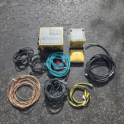 Topcon 9904  Control Box & Pg-AI Antenna W/CABLES. KIT GPS LASER