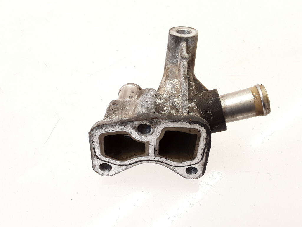 Opel Zafira A 2002 2.2TDI cooling system bracket pipe hose