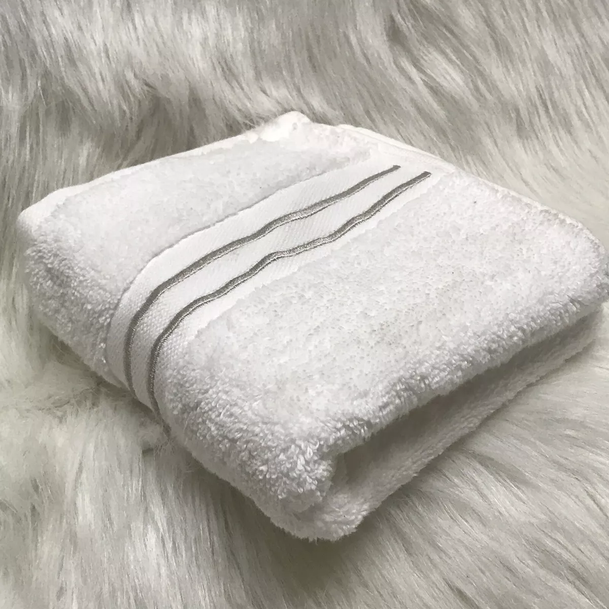 Wamsutta Towels