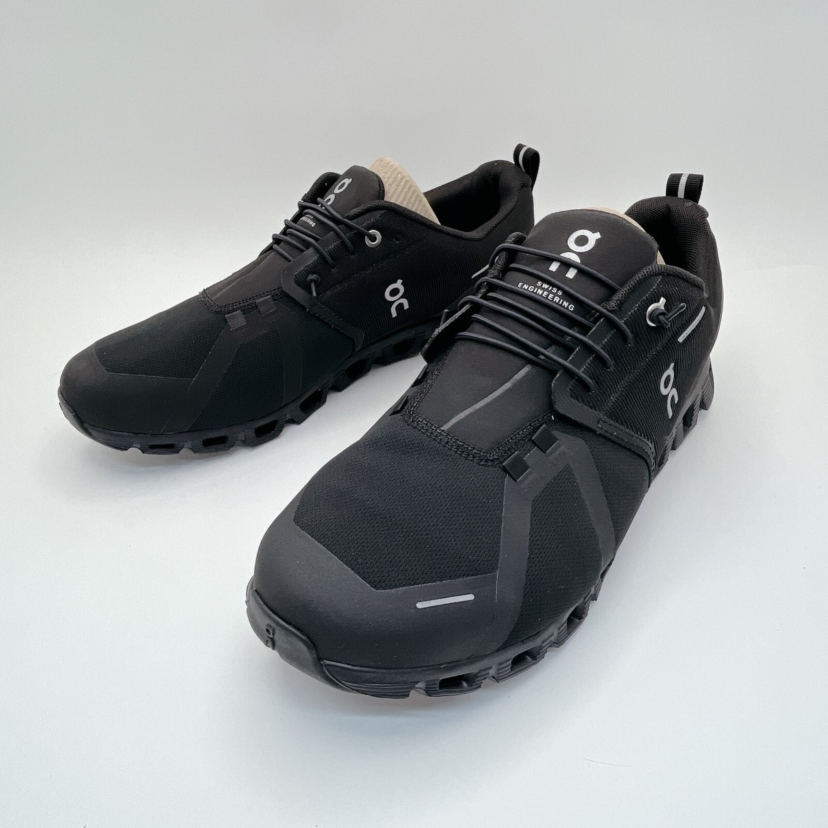 On Running Cloud 5 Waterproof US:12 All Black Mens Running