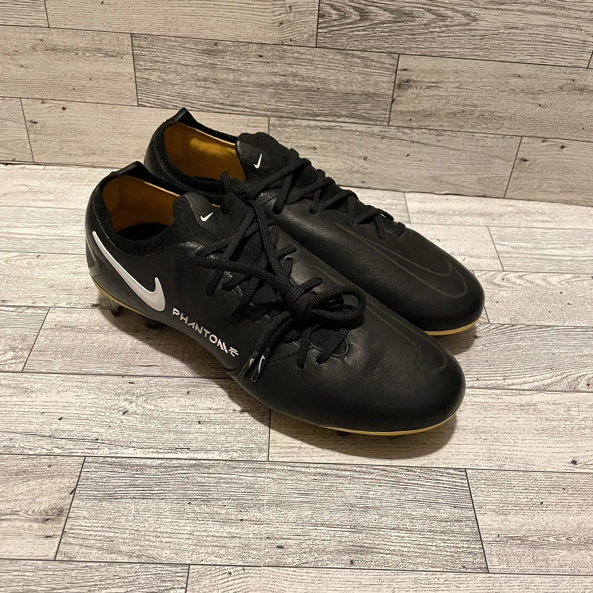 Preços baixos em Nike Phantom GT Elite Tech Craft FG Black Pro