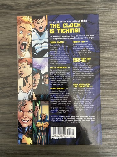 2 DC Superman Books - Picture 7 of 9