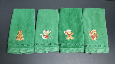 Kassa Fina Christmas Home Collection Set of 4 Green Finger Towels Gingerbread