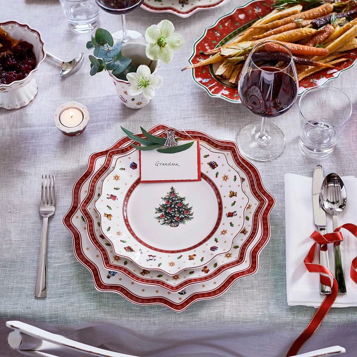 Villeroy & Boch Toy's Delight Dinnerware Set 12 Pcs in Porcelain, Christmas