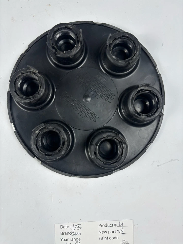 Tapa central llanta Chevrolet Suburban 1500 99-06 Foto 3 de 4