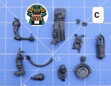 Warhammer 40K Space Marines Black Templars Chaplain Grimaldus Servitor C