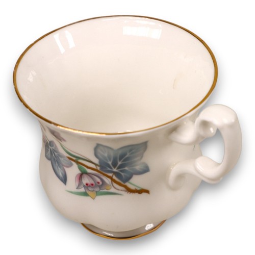 Royal Kent Trentside Flower with Blue Leaves Footed Tea Cup England Vintage - 第 2/3 張圖片