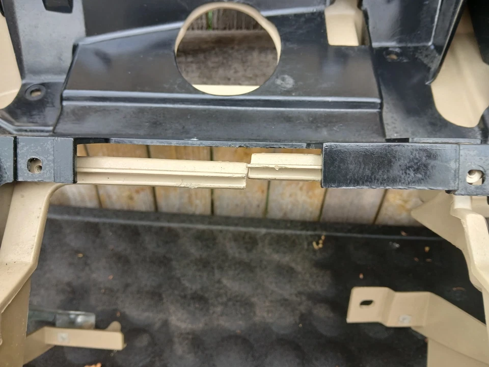 87 88 89 1986 Honda Accord (3.ª generación) tablero interior montaje consola  Foto 3 de 4