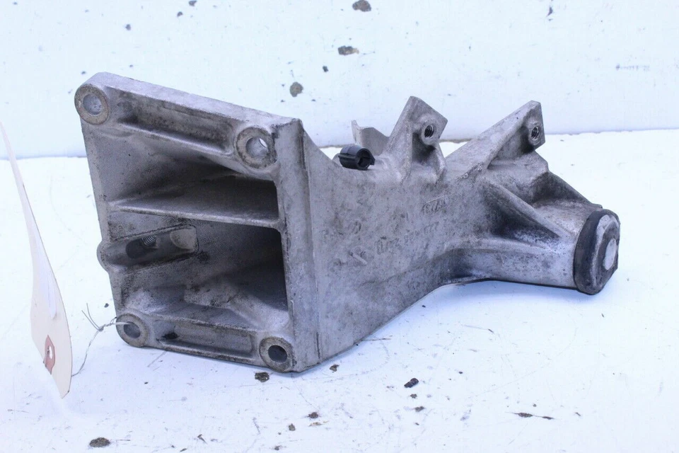 Soporte de montaje BMW X1 2013-2015 OEM usado Foto 3 de 4