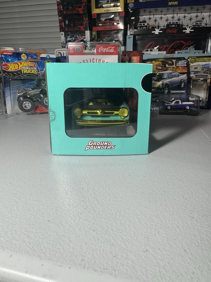 Máquinas M2 - (ground pounders) Ford F-100 1956 (gold chase)! Foto 2 de 4