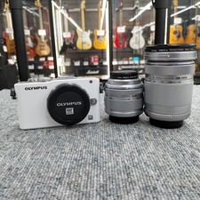 OLYMPUS E-PL3 Lens Kit Mirrorless Camera