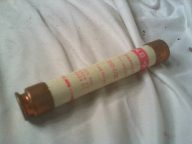 Gould Shawmut TRS2-1/2R Time Delay Fuse 2-1/2A 600V-Used img