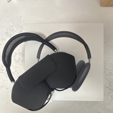 Apple AirPods Max Over-Ear Wireless Bluetooth Headphones Noise Cancellation Gray