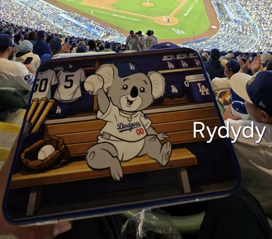 EXCLUSIVE SOLD OUT LA Dodgers Stadium Koala Lunch Box On Ohtani