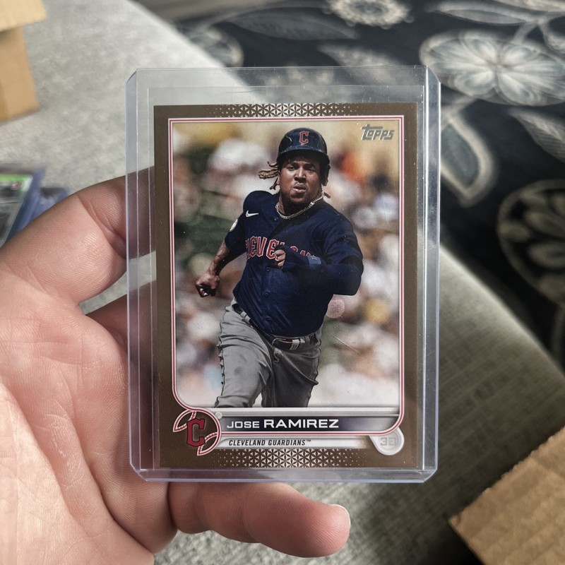 2022 Topps Series 1 - Jose Ramirez #269 Gold 1637/2022