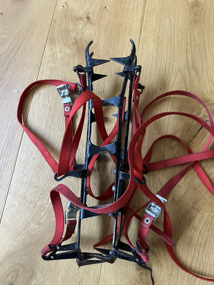 Alpinisme CHOUINARD Salewa - vintage climbing crampons à glace - Photo 1/4