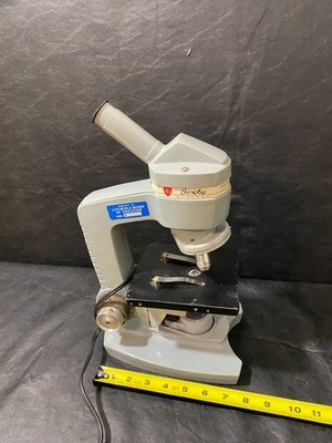 American Optical SIXTY Spencer vintage microscope - used - needs a new bulb