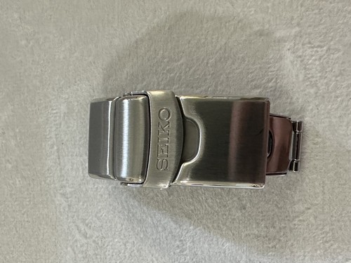 GENUINE SEIKO 20MM MONSTER CLASP WITH FOLD-OUT WET-SUIT EXT - PT# K04W11SA00G
