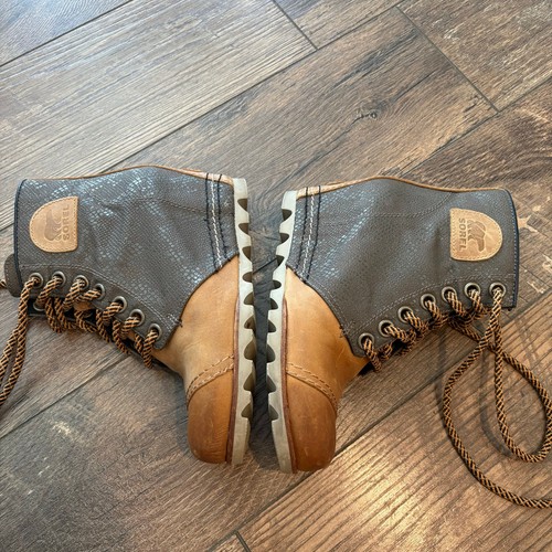 Sorel Joan Uptown Chelsea Wedge Lace Up Boots Leather Mettalic Womens Size 6.5 - Picture 2 of 5