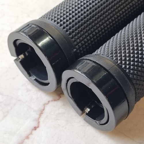 Lock on Handlebar Grips Set Mountain Bike black mtb Pair of - Picture 11 of 16