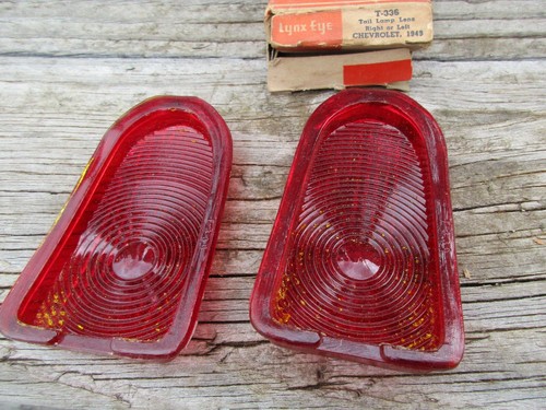 NORS 1949 CHEVROLET/CHEVY PASSENGER CAR GLASS TAILLIGHT LENSES - Picture 3 of 4