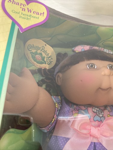 Muñeca Cabbage Patch 2004 maíz seda niños nueva en caja Jana Devyn - Imagen 22 de 23