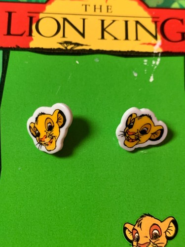 Disney's The Lion King Young Simba Earrings By AAi - Picture 2 of 3
