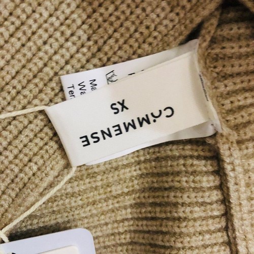 Commense Women's Oversized Cropped Sweater Long Sleeve Knit V-Neck Khaki XS NWT - Picture 5 of 7