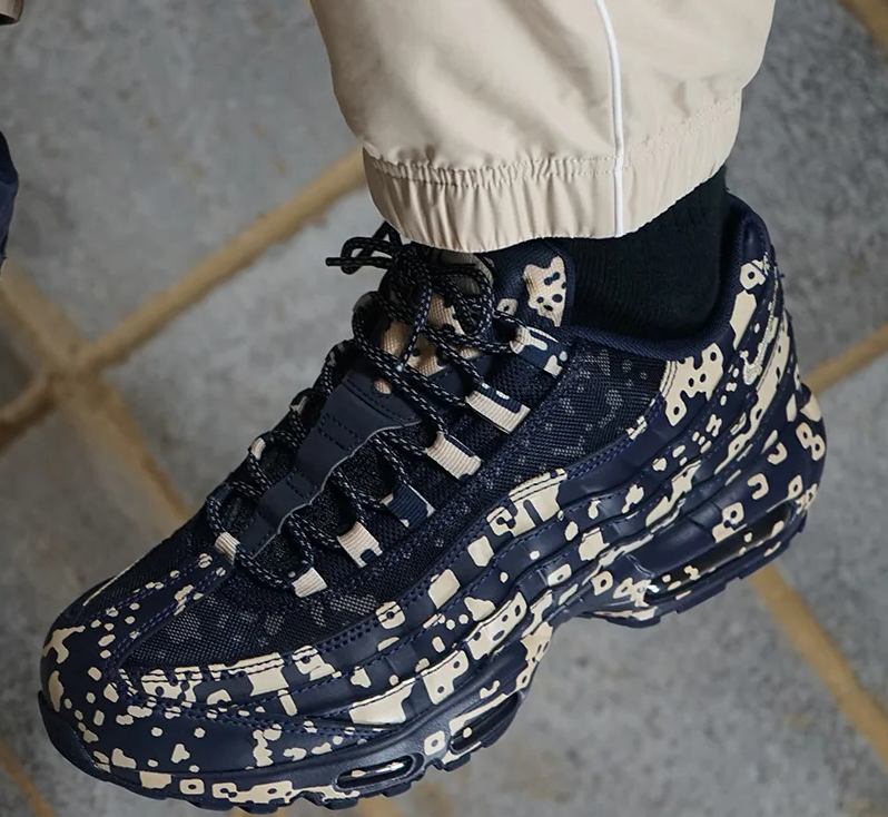 Nike Air Max 95 x Cav Empt C.E. CAMO Navy Obsidian Blue AV0765-400 Men 8 Shoes Nike Air Max 95 x Cav Empt C.E. CAMO Navy Obsidian Blue AV0765-400 Men 8 Shoes