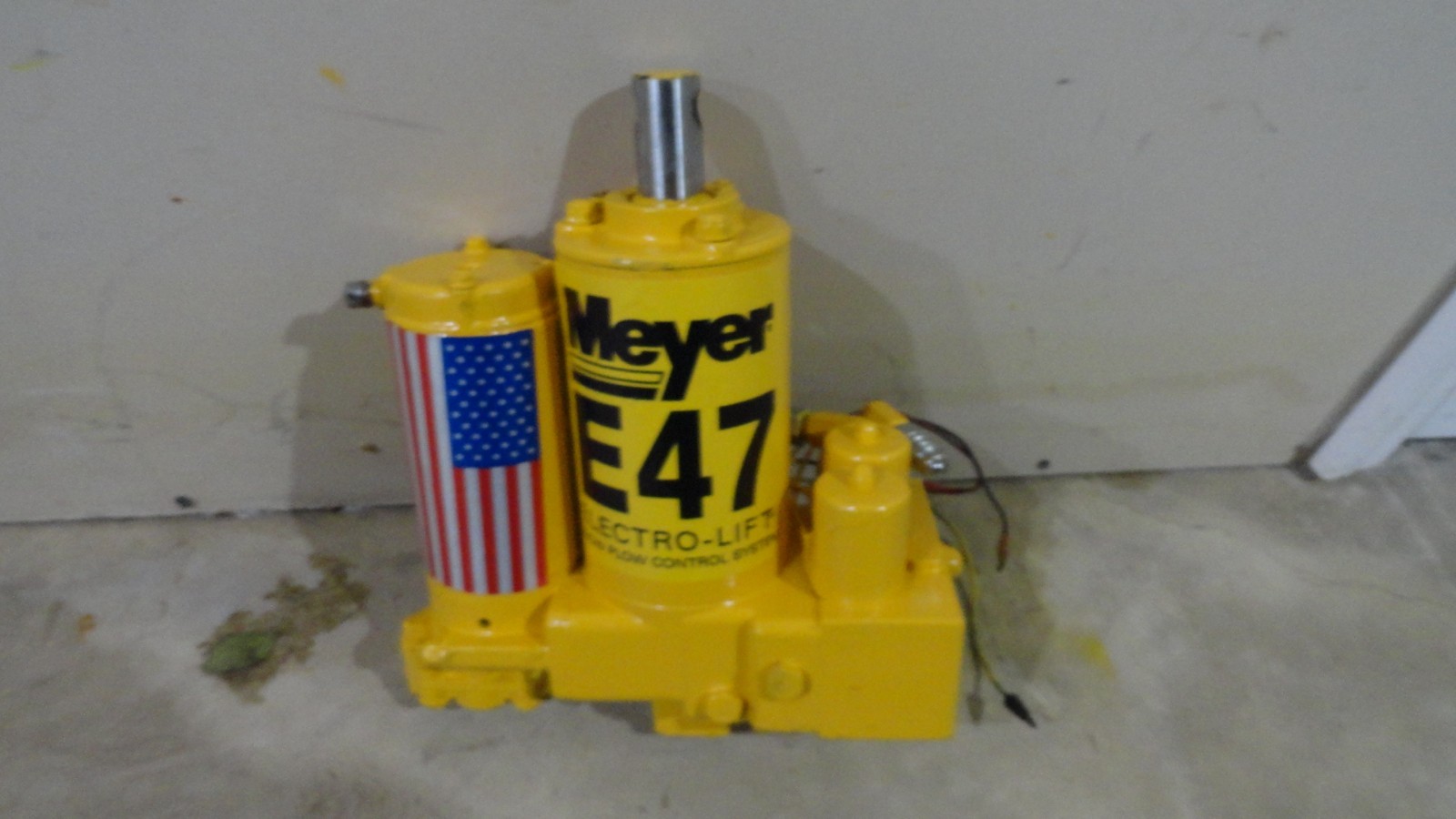 Meyer E-47  Snow Plow Pump  USED/WORKING