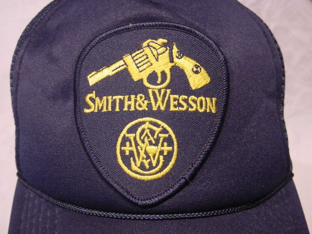 VTG SMITH & WESSON PATCH HAT -  SNAPBACK TRUCKER … - image 2
