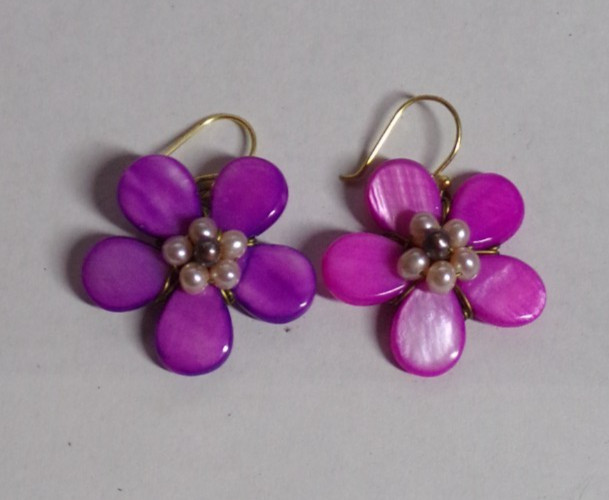 Vintage Purple Shells, River Pearls & Gold Tone Flowers Dangle Pierced Earrings