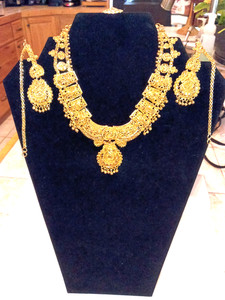 Thai/Indian NEW Jewelry Set (Necklace, Earrings and Ring)