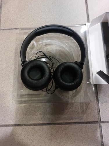 JBL TUNE 500 Cuffie On-Ear Cablate - Nero (JBLT500BLK) - Foto 4 di 4