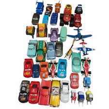 HUGE 38 Vehicle Lot Disney PIXAR Cars Diecast  Plastic Lightning McQueen