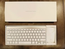 Apple bluetooth A1314 Magic Keyboard  A1296 Magic Mouse NEW IN BOX NEVER USED