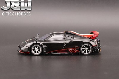 Tarmac Works Pagani Imola Nero Oro Global64 1/64