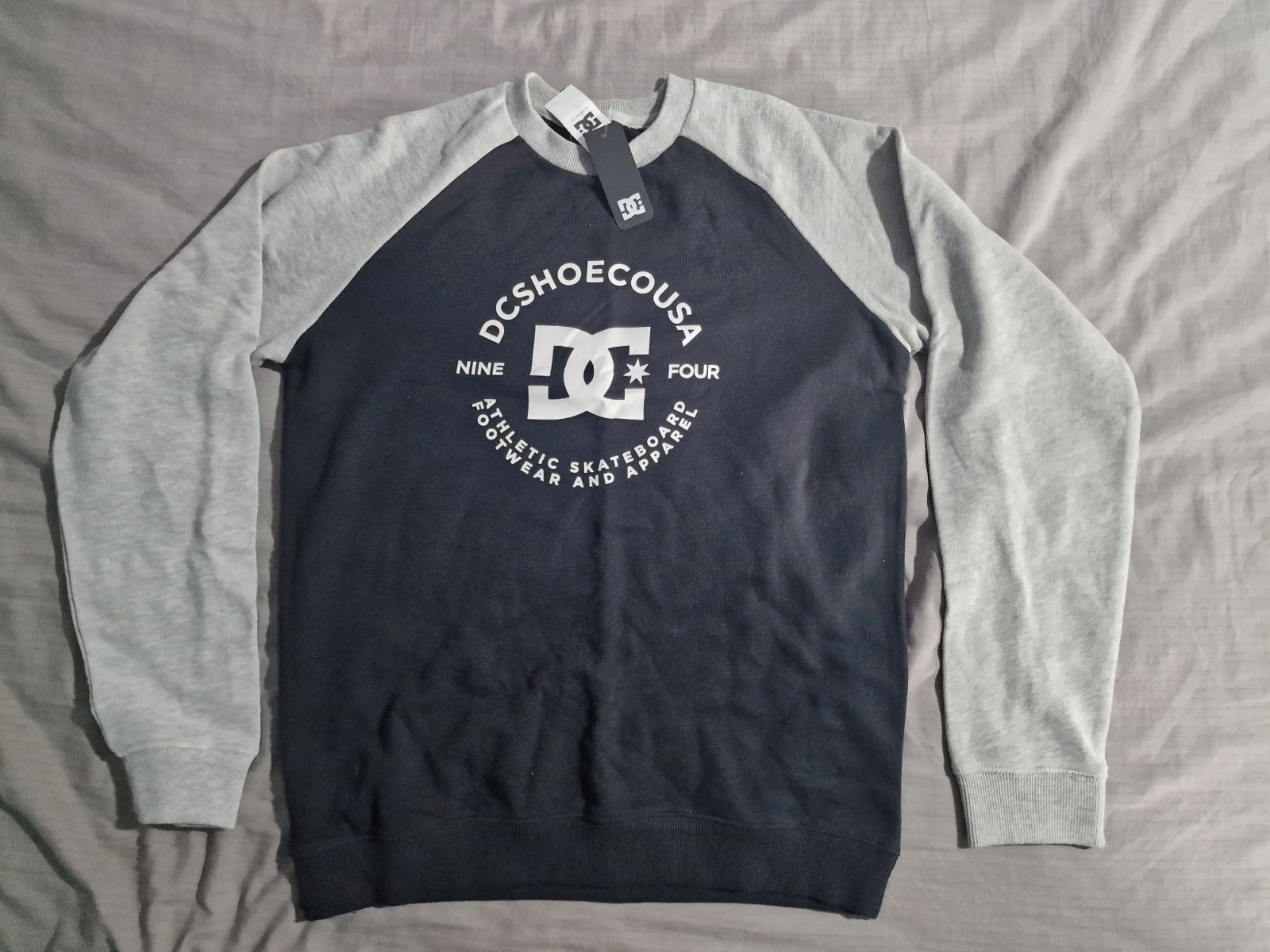 Picture 1 of 1