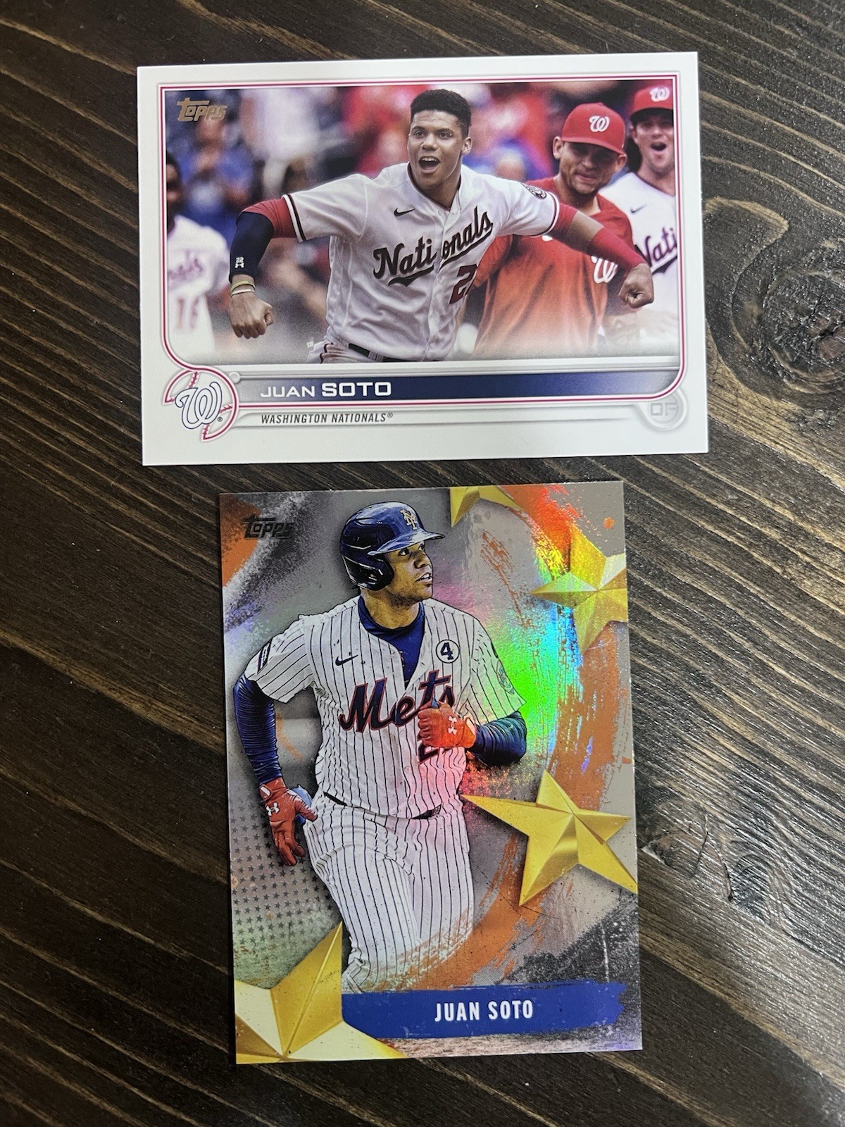 Juan Soto 2022 Topps Series One arms up, no cap Image Variation SP #150 - Mets