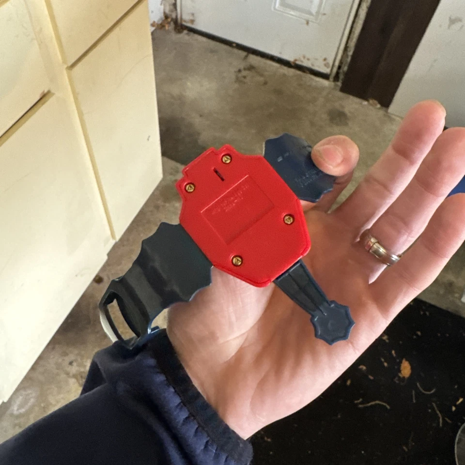 Spider-Man 2 Spidey-Signal Laser Wrist Cereal Toy by Kellogg - Image 4 of 4