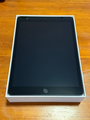 Apple iPad 8th GEN Wi-Fi 128GB SPACE GREY -UNLOCKED NEW CONDITION NEVER USED- - Picture 3 of 6