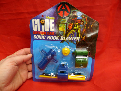 VINTAGE GI JOE 1964 : JOEZETA: 1970s ADVENTURE TEAM: SONIC ROCK BLASTER MOC